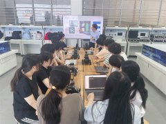 们聚焦航空航天、生物医疗、陶瓷、制鞋等泉州
